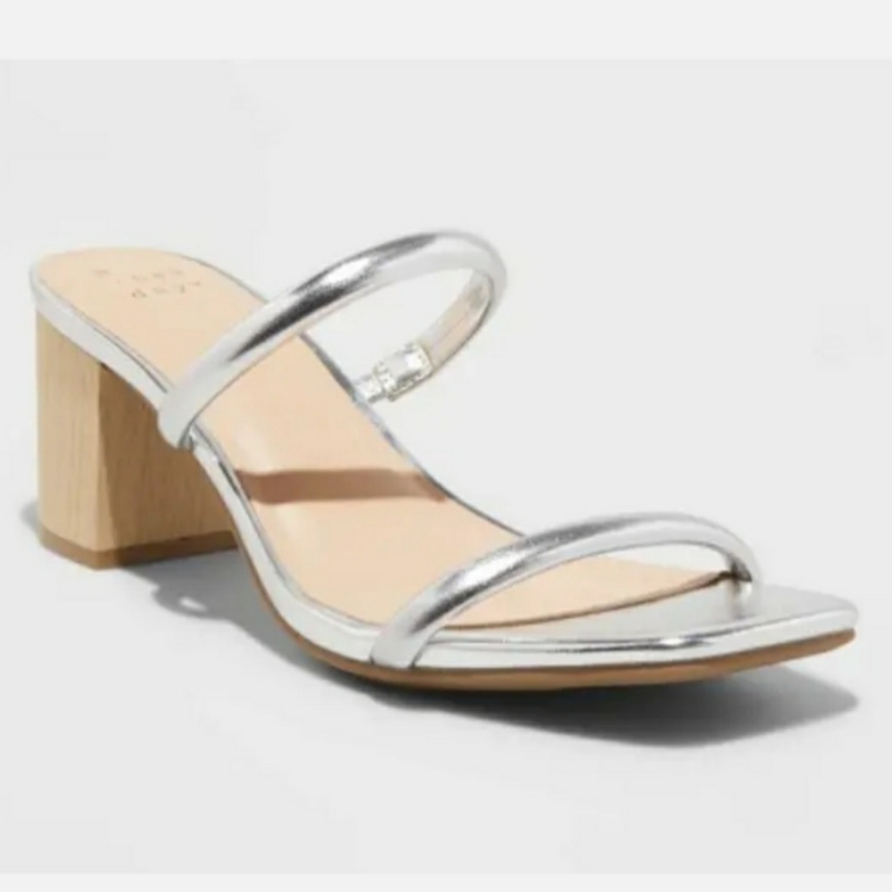 NWT A New Day Cris Silver Heels sz 7.5 Wide